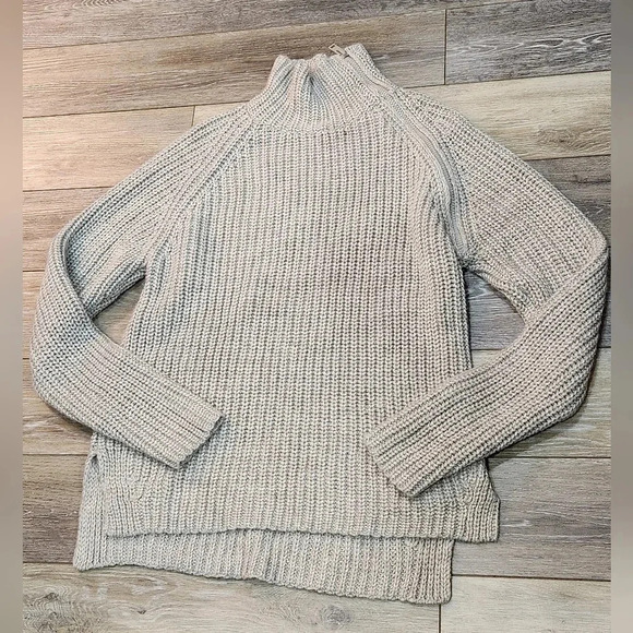 Karl Lagerfield light grey turtleneck long sleeve hi low knit wool blend sweater - Picture 4 of 9